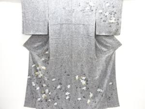 未使用品　のり散らしに椿模様刺繍訪問着